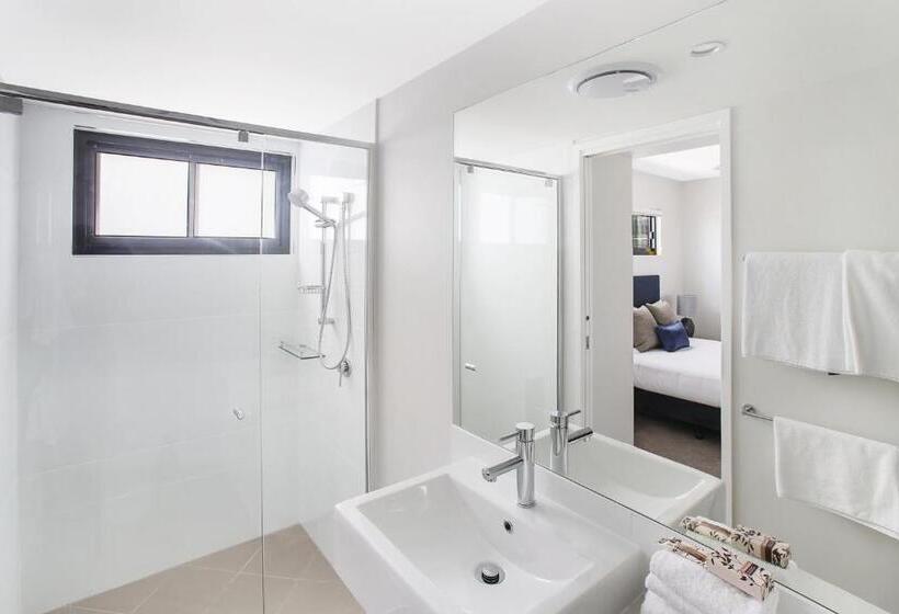 Апартаменты 2 Спальни, Direct Collective Sea Breeze Mooloolaba