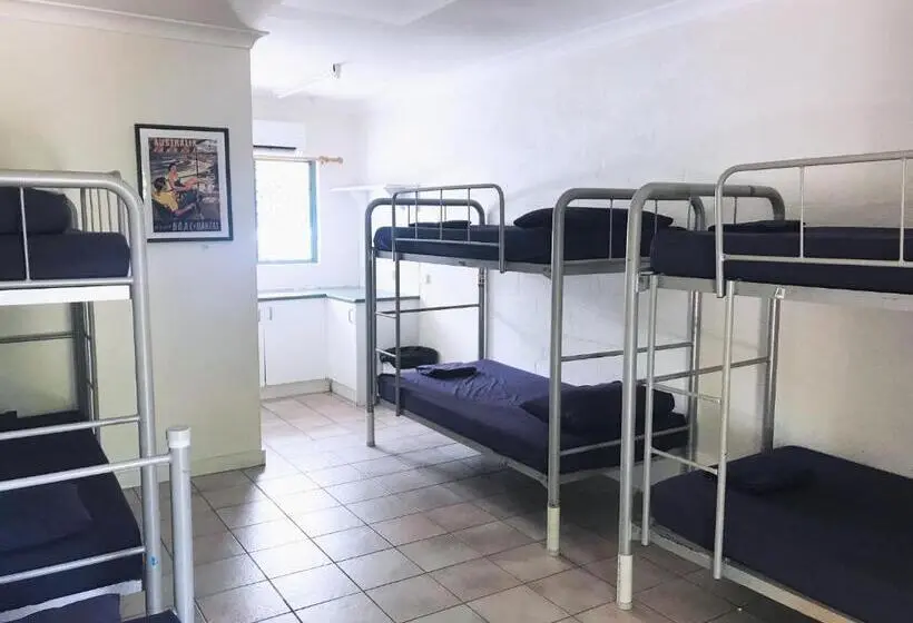 ルームシェアのワンベッド, Freedom Backpackers Hostel Rainbow Beach