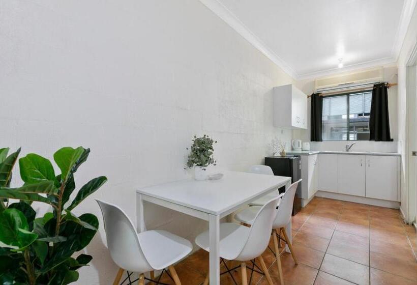 غرفة عائلية, Freedom Backpackers Hostel Rainbow Beach