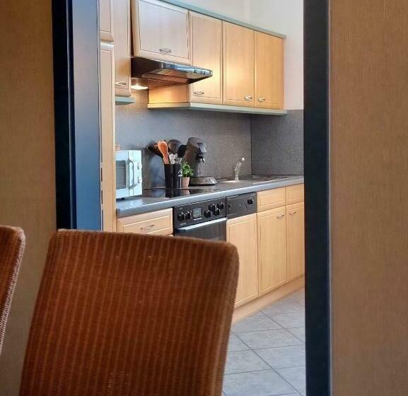 Апартаменты 3 Спальни, Am Park