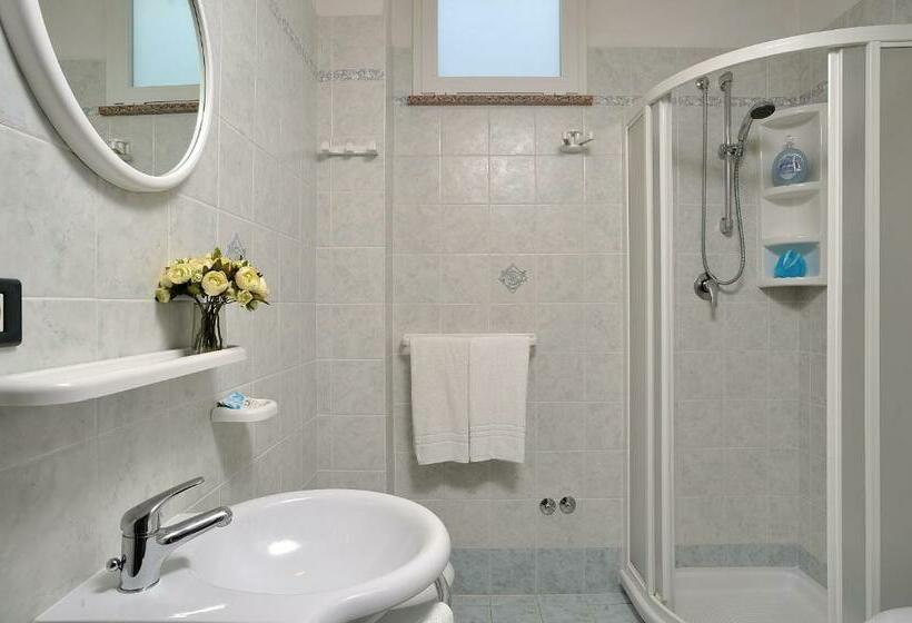 Pokój Rodzinny Superior, Amedeo