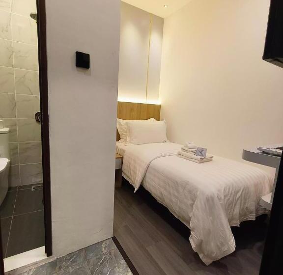 غرفة ديلوكس فردية, Red S