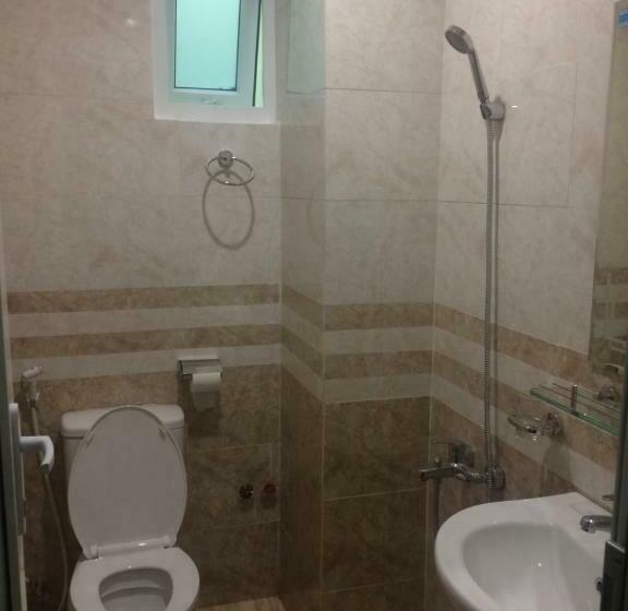 اتاق استاندارد چهار تخته, Motel Bao Linh