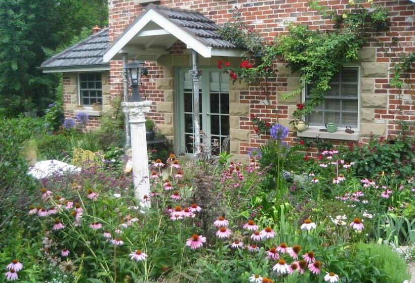 디럭스 룸, Annie's Cottage