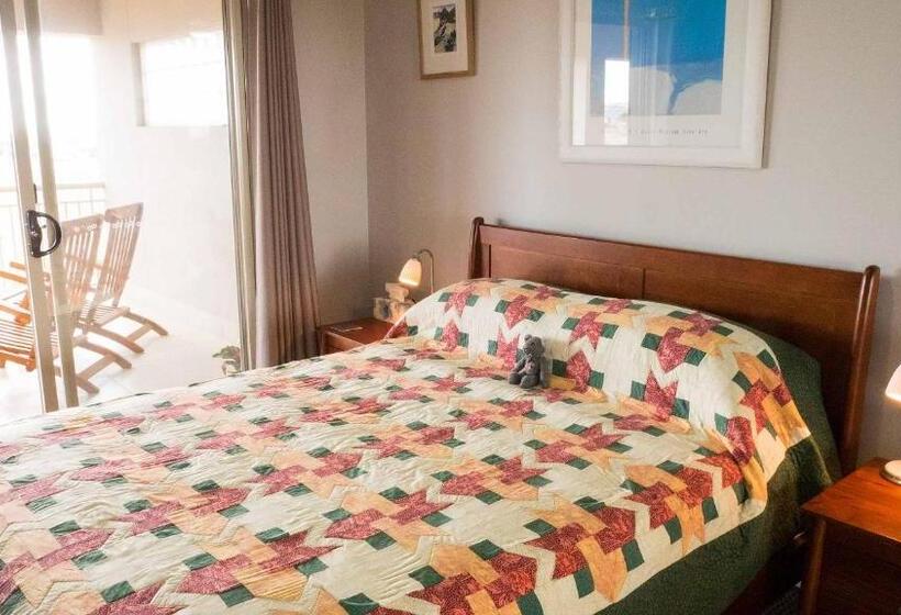 Люкс 2 Спальни, Rezare House Bed & Breakfast