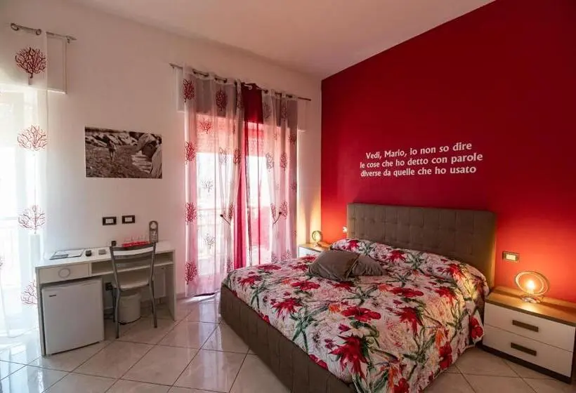 景色の見えるスタンダード４人部屋, L Isola Del Postino Rooms
