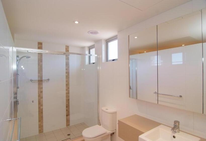 带3个卧室的公寓, Coral Cove Apartments