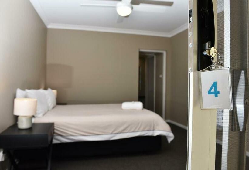 חדר משפחתי, Dutchies Motel Nelson Bay & Dutchmans Beach Apartments