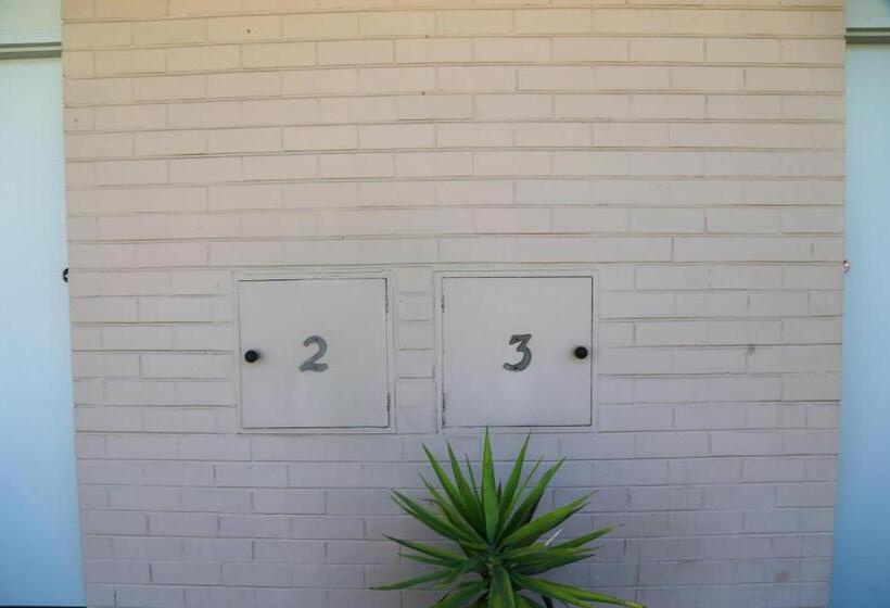 غرفة قياسية, Great Western Motel