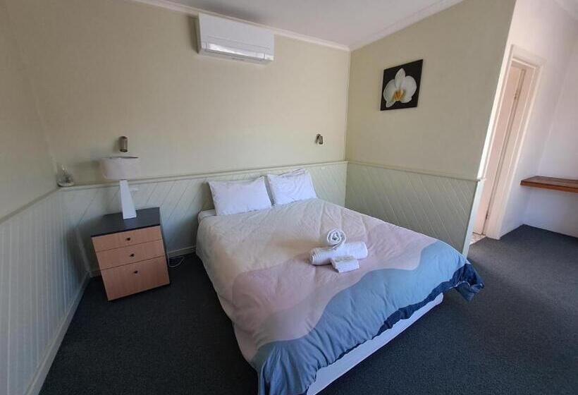 غرفة قياسية, Great Western Motel