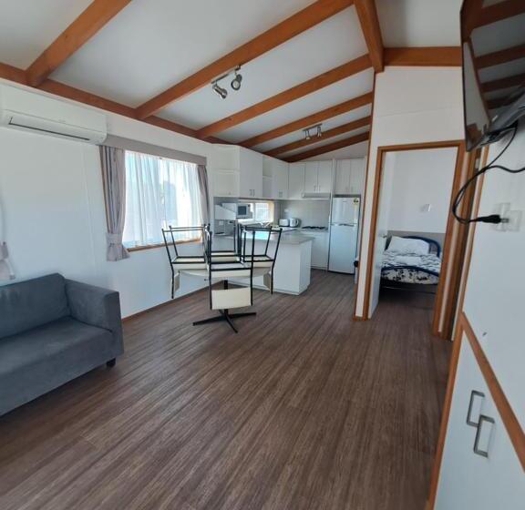 فيلا غرفتين نوم, Great Western Motel