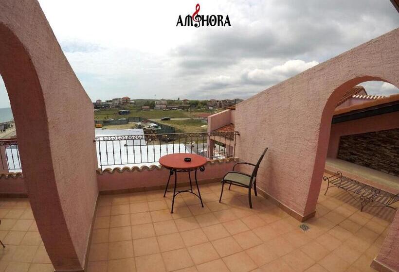 스탠다드 트리플 발코니 룸, Amphora