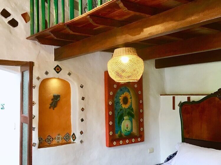 家庭间, Casa Miguel Arcangel