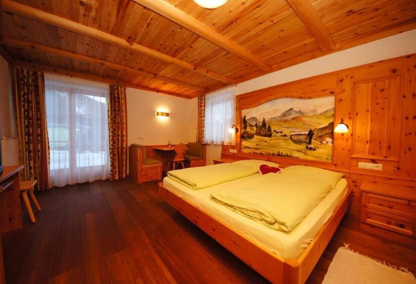 Трехместный Номер Комфорт, Pension Odles