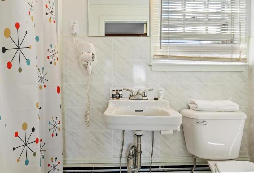 Стандартный Номер Кровать Кинг, Mid Town Motel