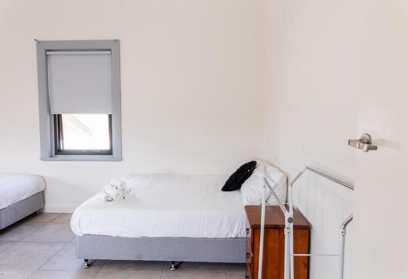 דירת חדר, Exchange Hotel Goulburn