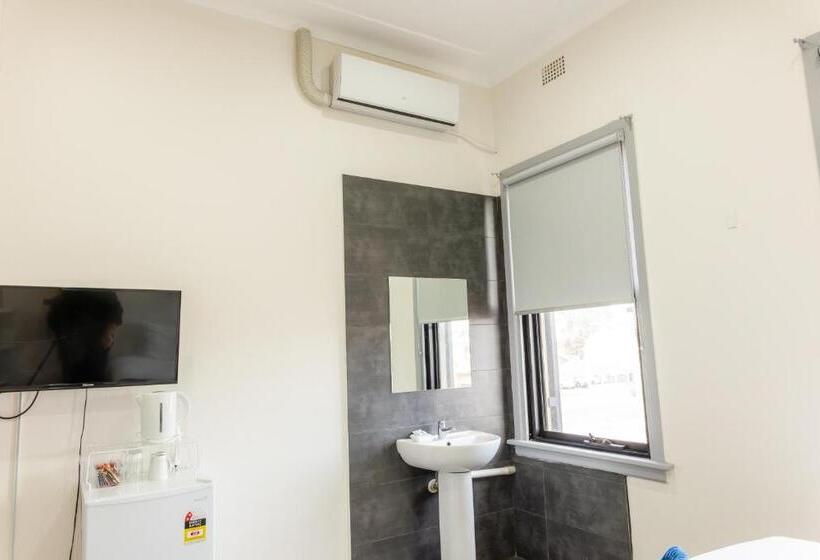 חדר סטנדרט עם מיטת קינג, Exchange Hotel Goulburn