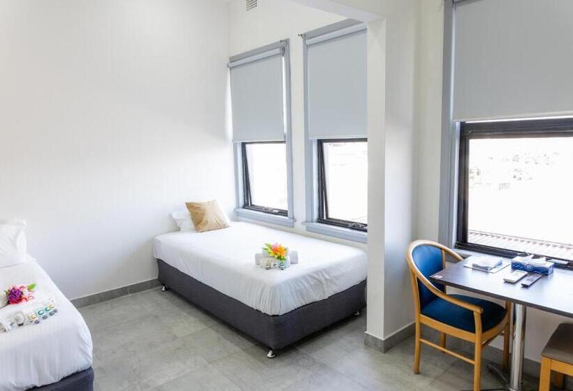 חדר סטנדרט לשלושה, Exchange Hotel Goulburn