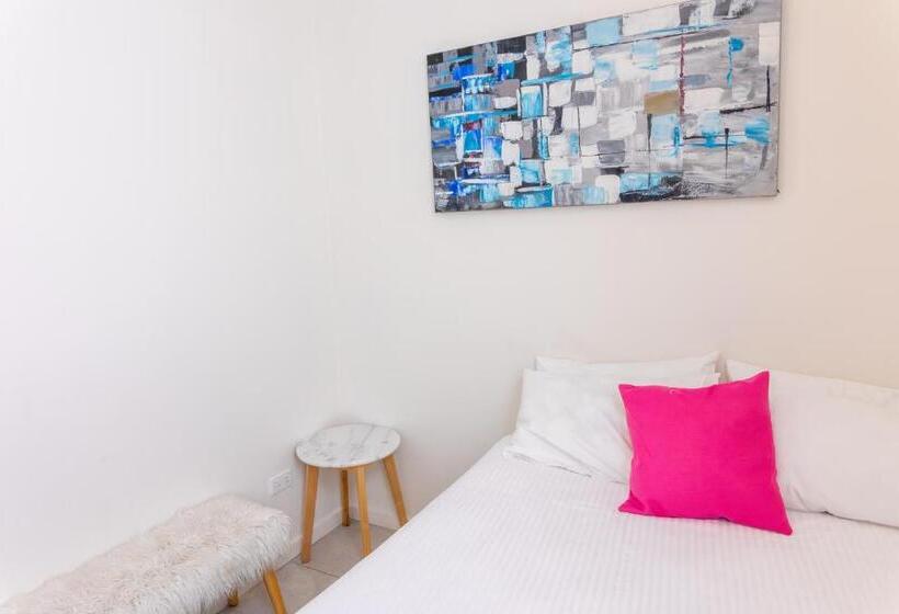 דירת שני חדרים, Exchange Hotel Goulburn