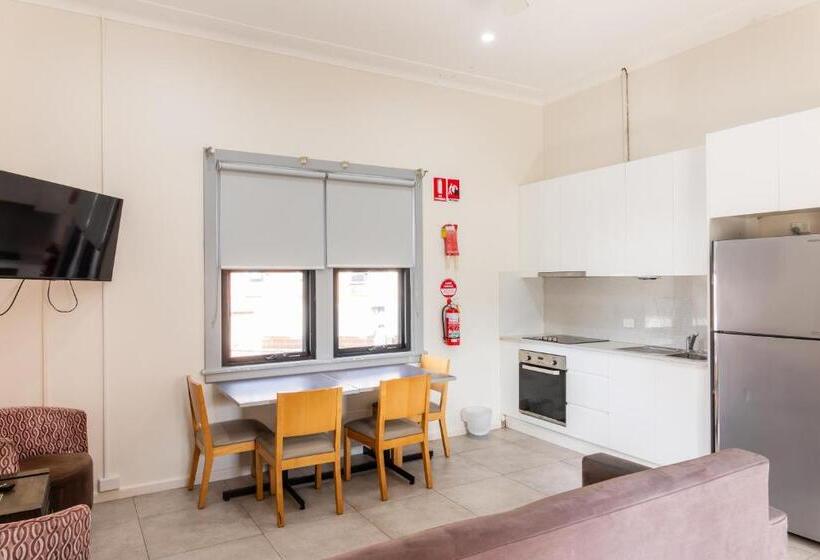 דירת חדר, Exchange Hotel Goulburn