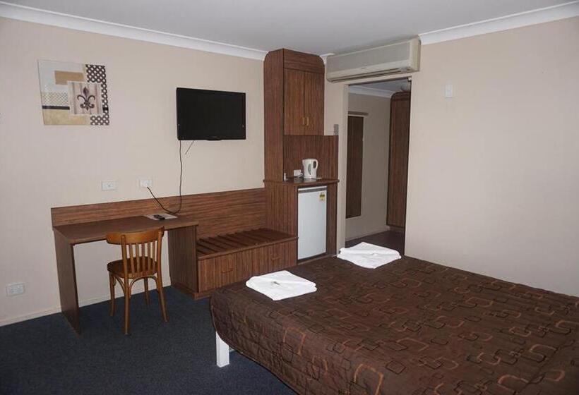اتاق استاندارد سه نفره, O Dowds Hotel/motel Rockhampton