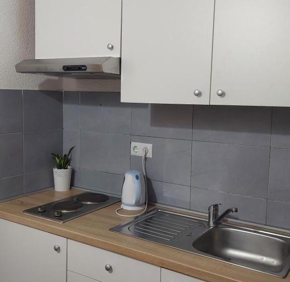 اتاق استاندارد, Royal Apartments