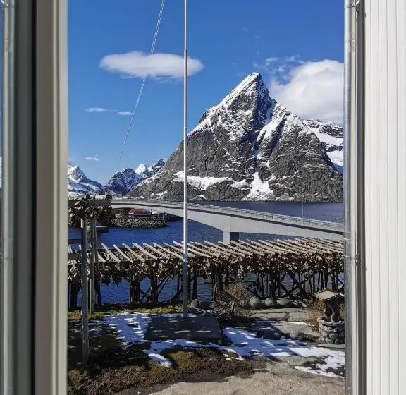 オーシャンビュースタンダードルーム, Sakrisøy Gjestegård   Manor House In Sakrisøy   Solbakken Anno 1880