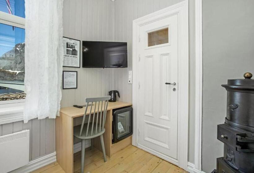 스탠다드 룸 바다 전망, Sakrisøy Gjestegård   Manor House In Sakrisøy   Solbakken Anno 1880