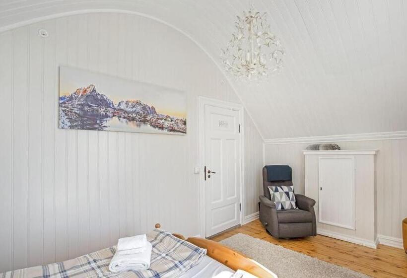 수피리어 룸 바다 전망, Sakrisøy Gjestegård   Manor House In Sakrisøy   Solbakken Anno 1880