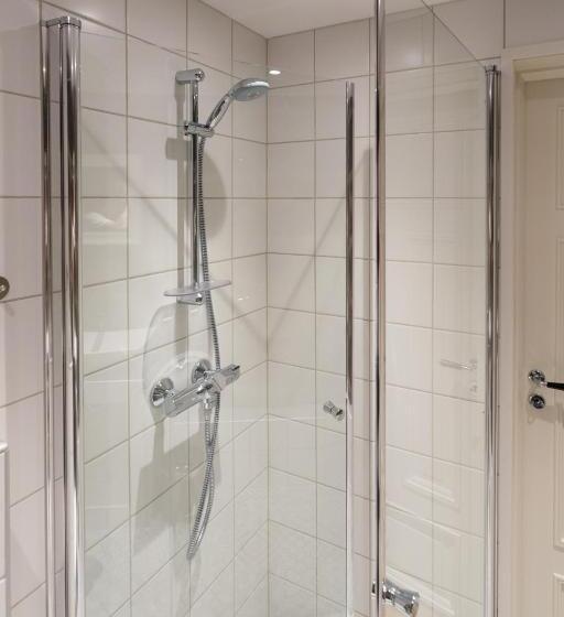 스탠다드 룸 킹사이즈 침대, Sakrisøy Gjestegård   Manor House In Sakrisøy   Solbakken Anno 1880