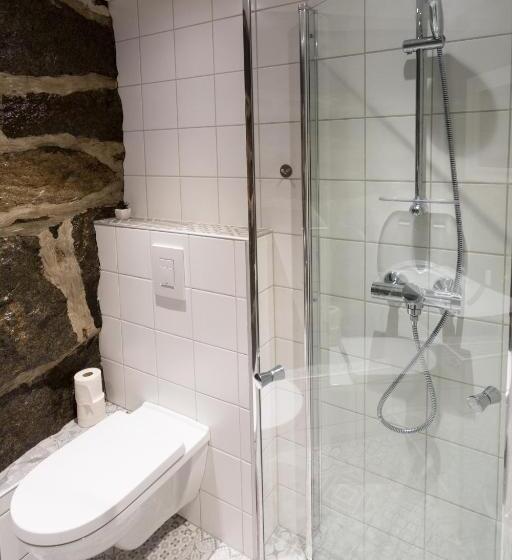 스탠다드 룸 킹사이즈 침대, Sakrisøy Gjestegård   Manor House In Sakrisøy   Solbakken Anno 1880