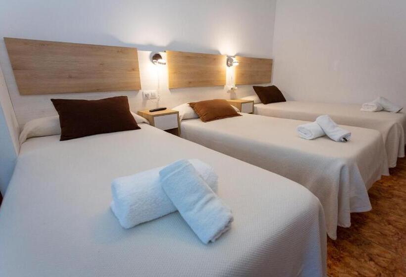 اتاق ساده سه نفره, Complejo Turistico El Merendero