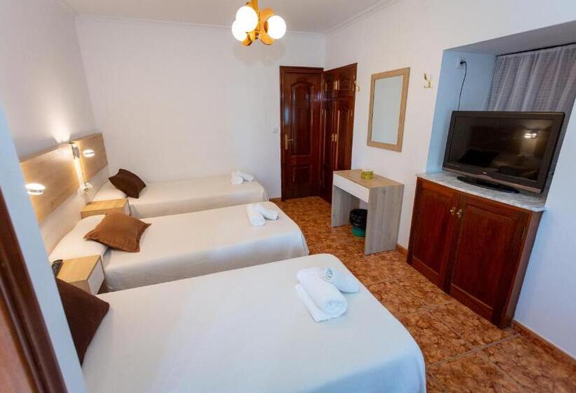 اتاق ساده سه نفره, Complejo Turistico El Merendero