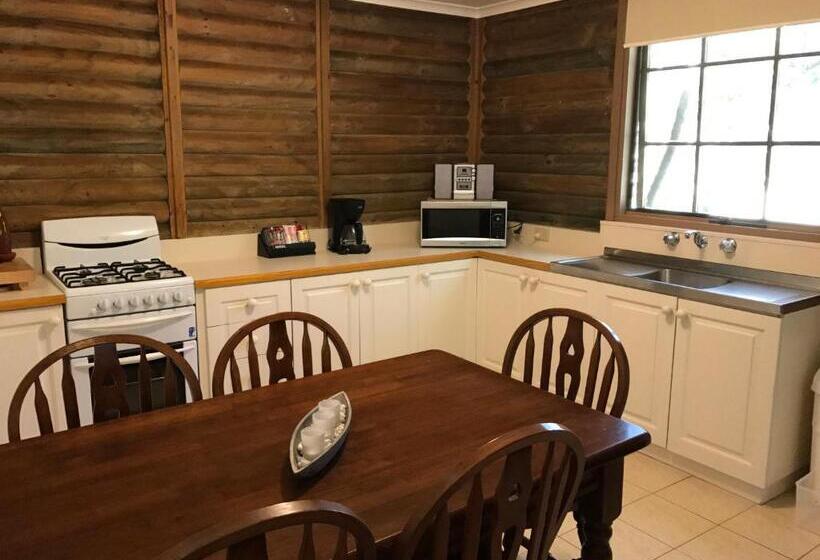 וילה בת 2 חדרי שינה, Ti Tree Village