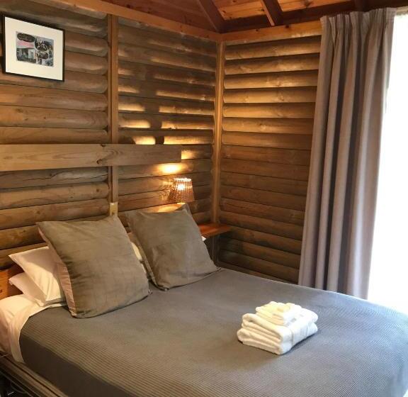 וילה בת 2 חדרי שינה, Ti Tree Village