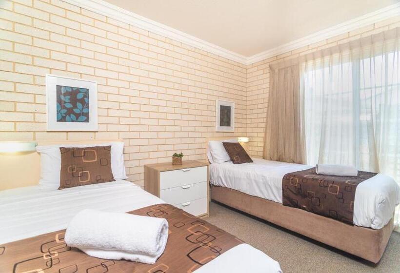 Апартаменты 2 Спальни, Santa Fe Motel And Holiday Units