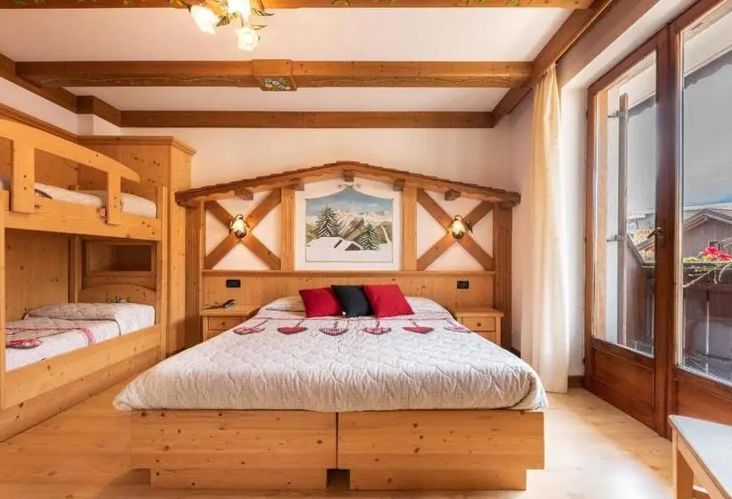 デラックスの４人部屋, Ghezzi