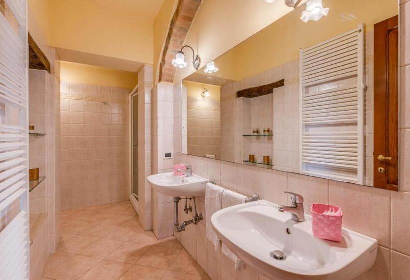 Апартаменты 2 Спальни с Садом, Podere Casanova