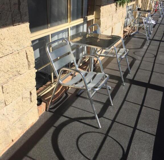디럭스 룸, Mulwala Paradise Palms Motel