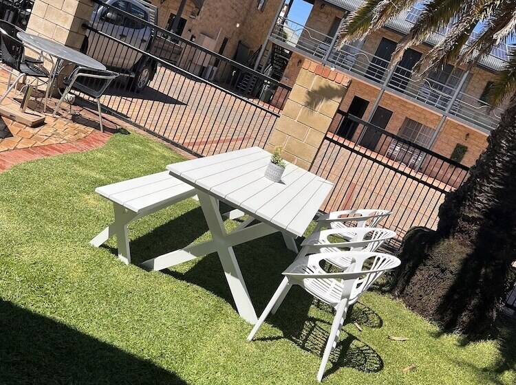 디럭스 룸, Mulwala Paradise Palms Motel