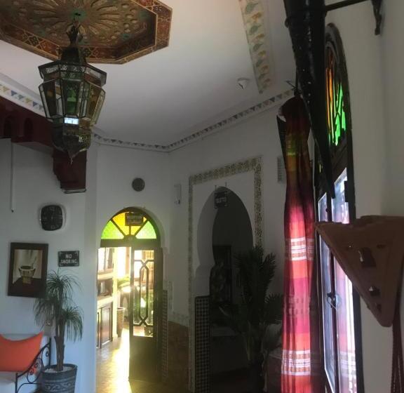 اتاق استاندارد سه نفره, Les Jardins De Ryad Bahia