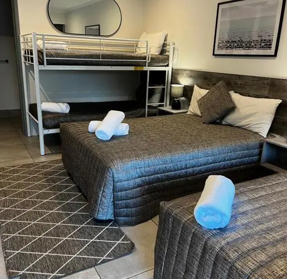 スイート（家族用）, Y Motels Gympie