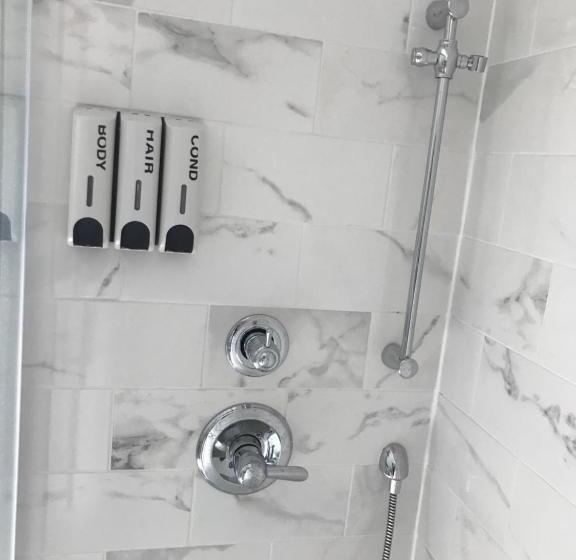 غرفة ديلوكس مطلّة علي البحر مزوَّدة بشُرفة, The Tuna Blue Inn And Restaurant