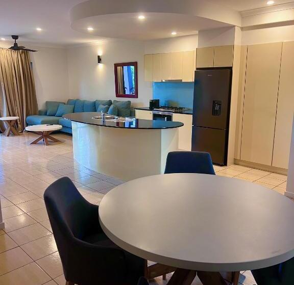 آپارتمان 1 خوابه همکف, Anchorage