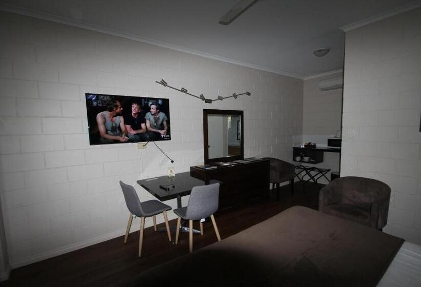 キングサイズベッドのエクゼクティブルーム, Colonial Rose Motel