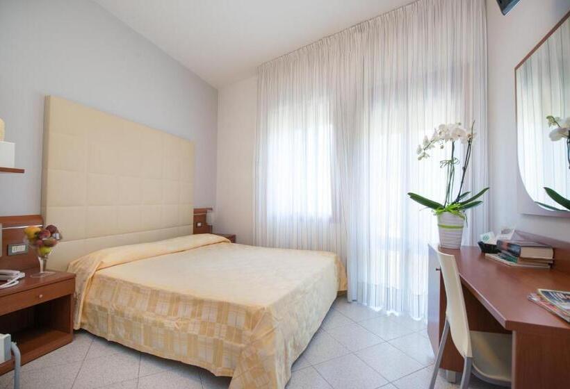 标准间, Albergo Arcobaleno
