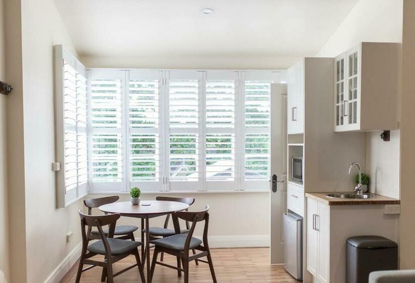 Suite Kingsize Bett, Canungra