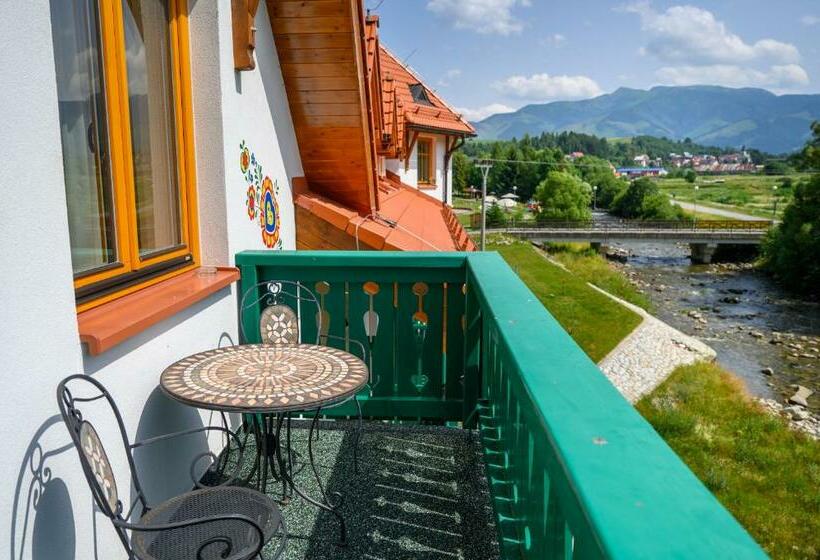 带阳台的豪华间, Julianin Dvor