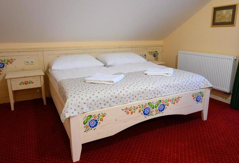 带阳台的豪华间, Julianin Dvor