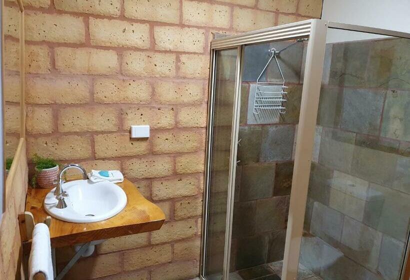 كابينة, Little River Farm Cottages